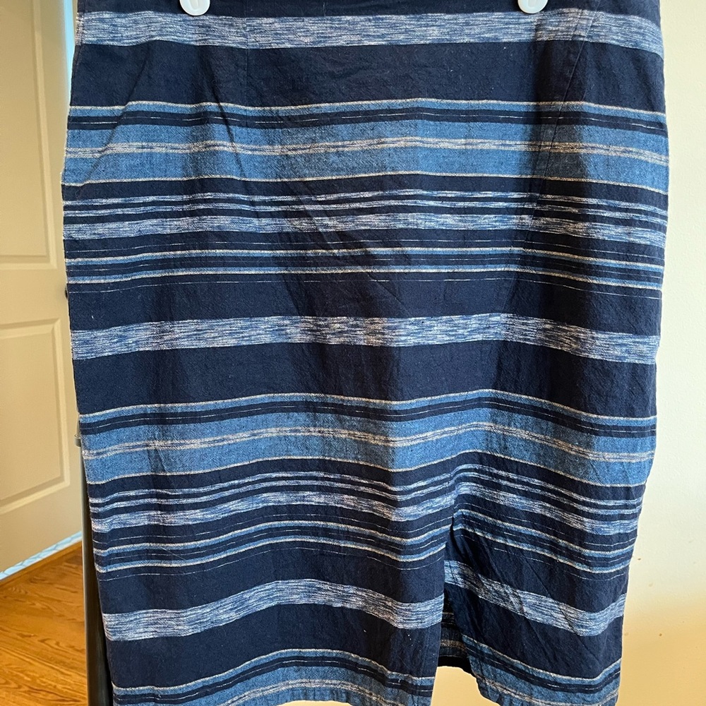 Pendleton skirt, cotton and linen. Like new. Size 14.
